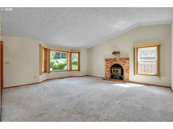 3802 NE 157TH AVE, Vancouver, WA 98682