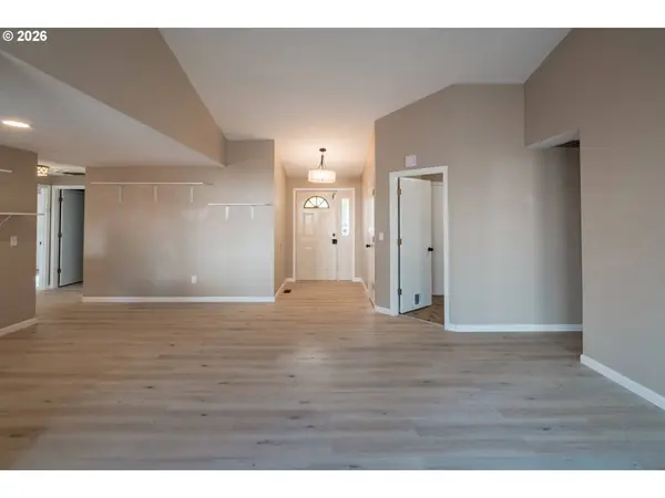 3705 NE 157TH AVE, Vancouver, WA 98682
