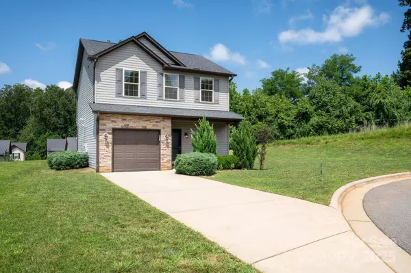 8 Ringed Teal CT #14, Arden, NC 28704