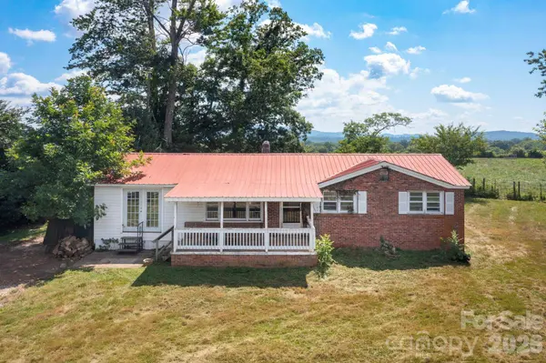 86 Sterling DR