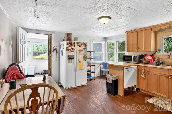 2478 NC Hwy 108 HWY E, Columbus, NC 28722