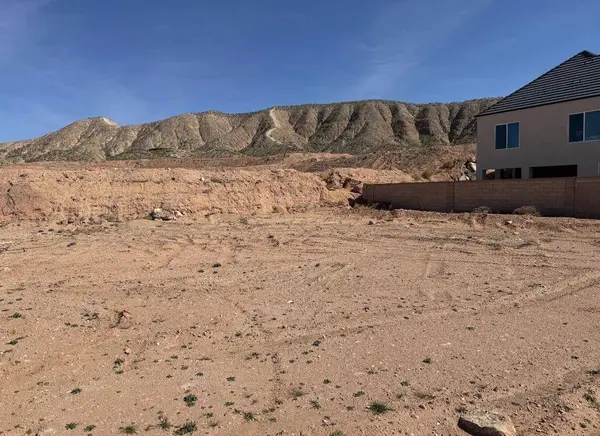 1686 E Black Brush DR Lot 77, Washington, UT 84780