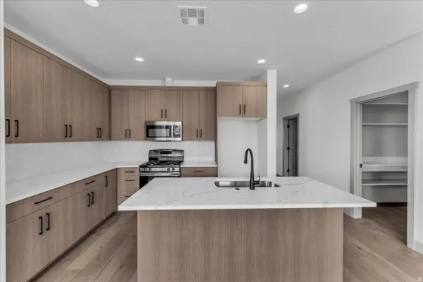 1588 E CENTAURUS WAY #108, Washington, UT 84780