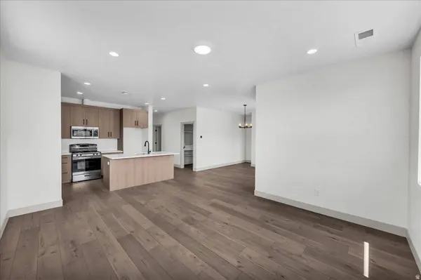 1588 E CENTAURUS WAY #108, Washington, UT 84780