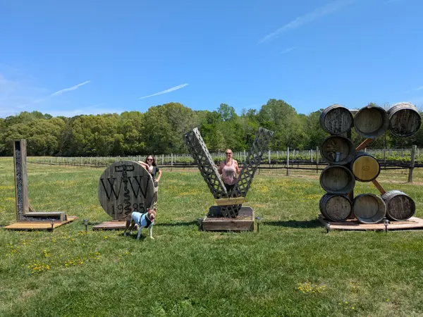 Gabriel Archer Tavern Williamsburg VA: Dog-Friendly Vineyard Lunch & Patio Dining,Lisa Hatcher