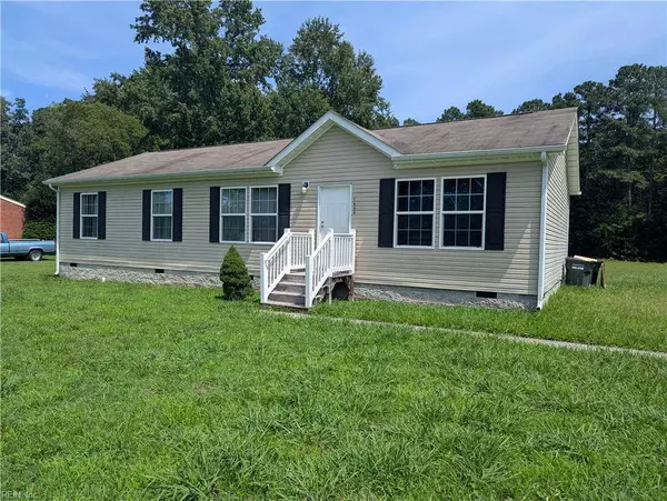 1008 Old Williamsburg RD, Yorktown, VA 23690