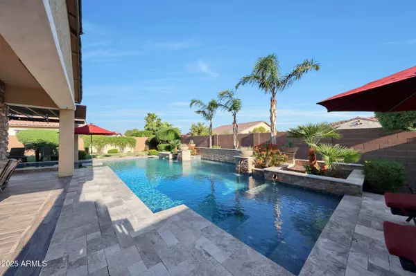 18415 W WOLF Street, Goodyear, AZ 85395