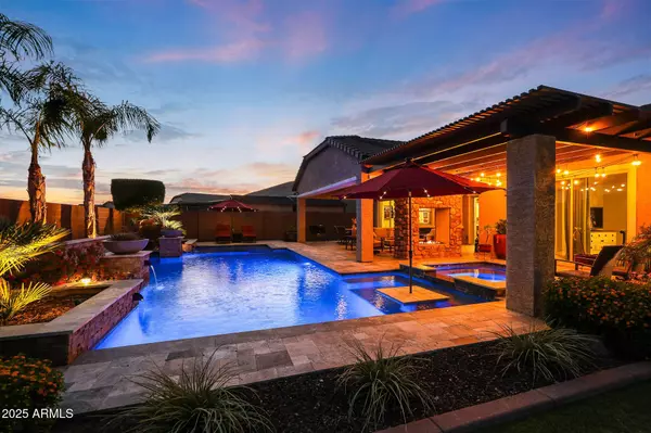 18415 W WOLF Street, Goodyear, AZ 85395