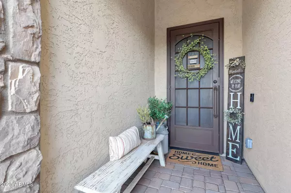 18415 W WOLF Street, Goodyear, AZ 85395