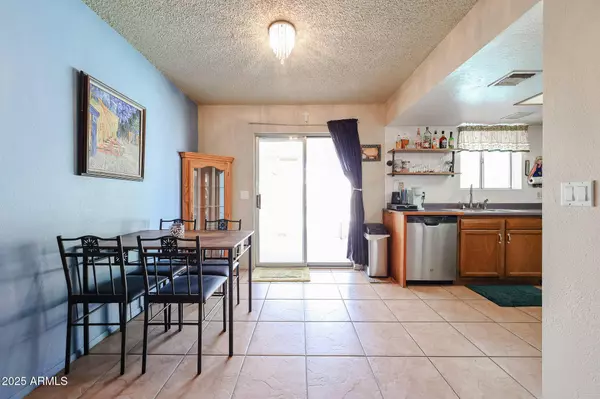 2010 E BUTLER Street, Chandler, AZ 85225