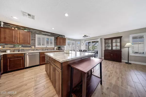 16386 W RIMROCK Street, Surprise, AZ 85388