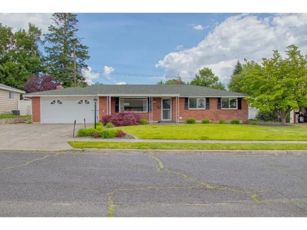 5516 N Fleming St, Spokane, WA 99205
