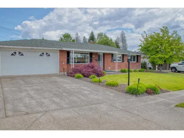 5516 N Fleming St, Spokane, WA 99205
