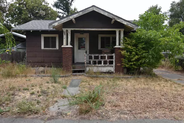 917 E LaCrosse St, Spokane, WA 99207