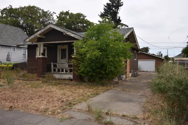 917 E LaCrosse St, Spokane, WA 99207