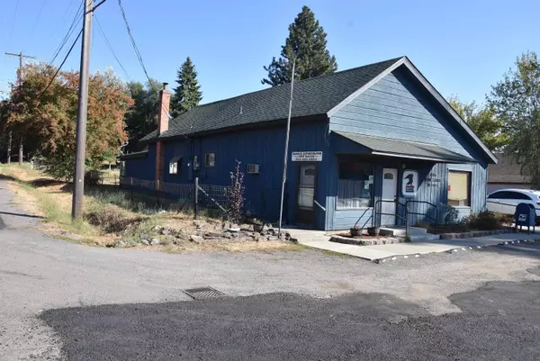 10117 S Electric St, Four Lakes, WA 99014