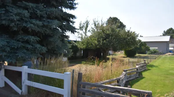 434 NE E North Ave, Wilbur, WA 99158