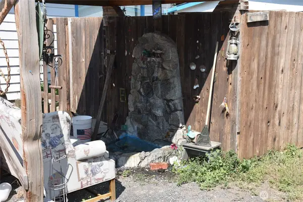434 NE North AVE, Wilbur, WA 99158