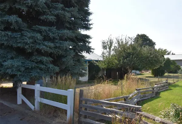434 NE North AVE, Wilbur, WA 99158