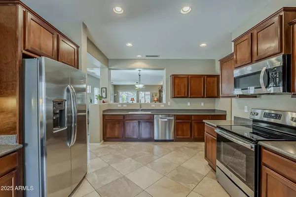 549 E QUENTIN Lane, San Tan Valley, AZ 85140