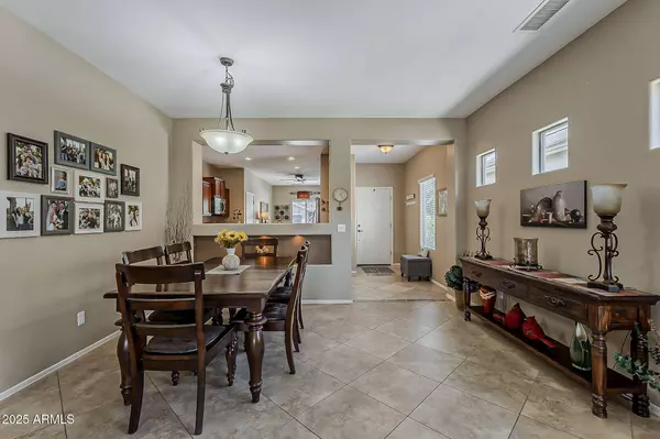 549 E QUENTIN Lane, San Tan Valley, AZ 85140