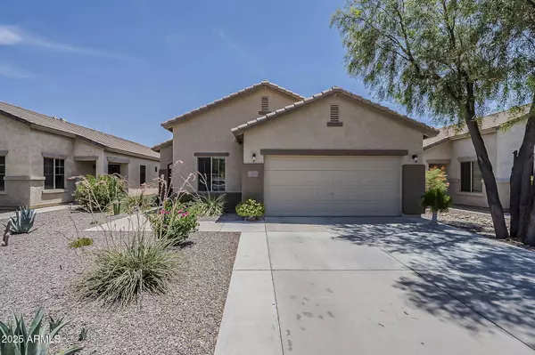 549 E QUENTIN Lane, San Tan Valley, AZ 85140