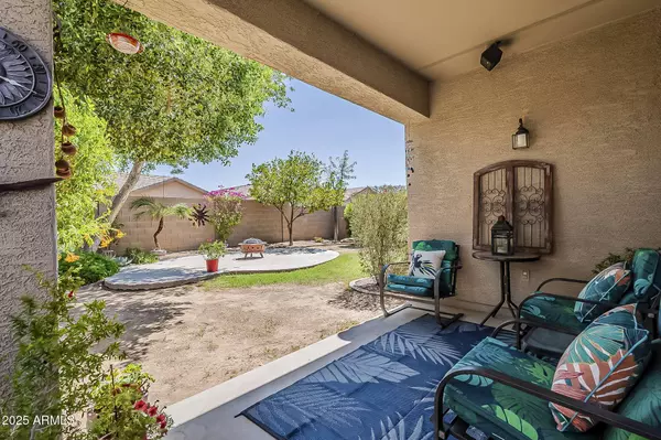 549 E QUENTIN Lane, San Tan Valley, AZ 85140