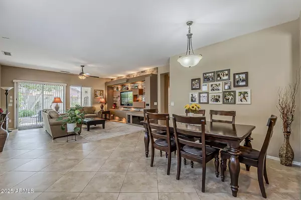 549 E QUENTIN Lane, San Tan Valley, AZ 85140