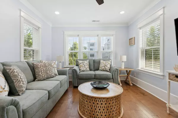 974 Key Colony Ct, Mount Pleasant, SC 29464