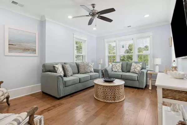 974 Key Colony Ct, Mount Pleasant, SC 29464