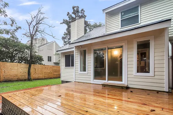1225 Valley Forge Dr, Charleston, SC 29412