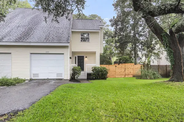 1225 Valley Forge Dr, Charleston, SC 29412