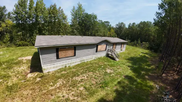 118 Fourtem Ln, Pineville, SC 29468