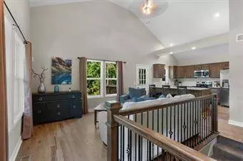 89 Beechwood LN, Linn Valley, KS 66040