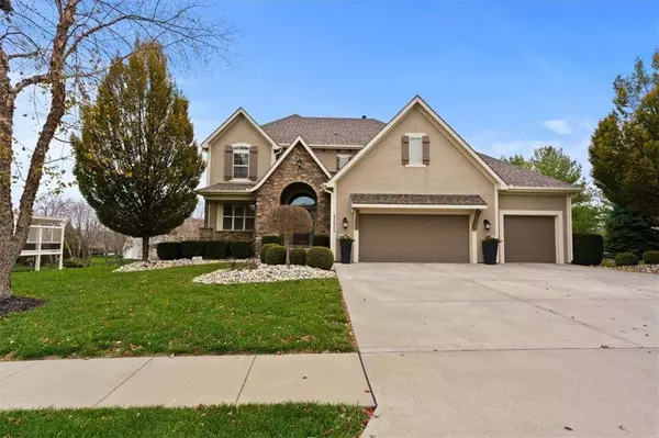15533 England ST, Overland Park, KS 66221