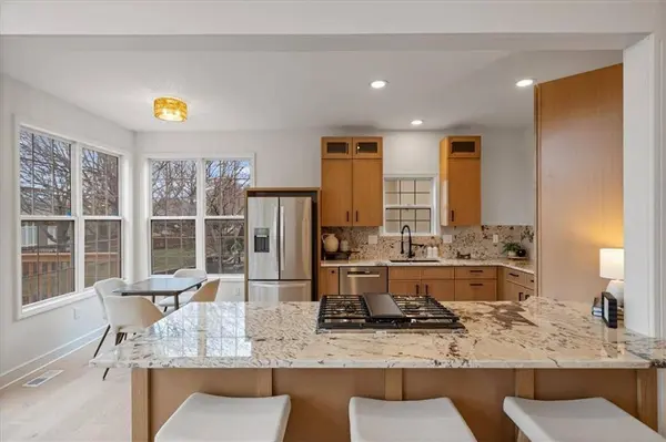 7633 W 148th TER, Overland Park, KS 66223