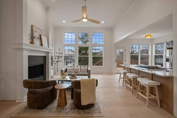 7633 W 148th TER, Overland Park, KS 66223