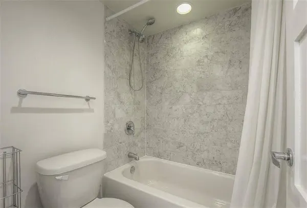 600 E 8TH TS-Q ST #TSQ, Kansas City, MO 64106