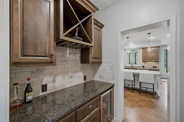 9307 W 155th CT, Overland Park, KS 66221
