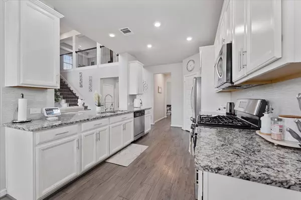 3823 Fleetwood Falls LN, Spring, TX 77386