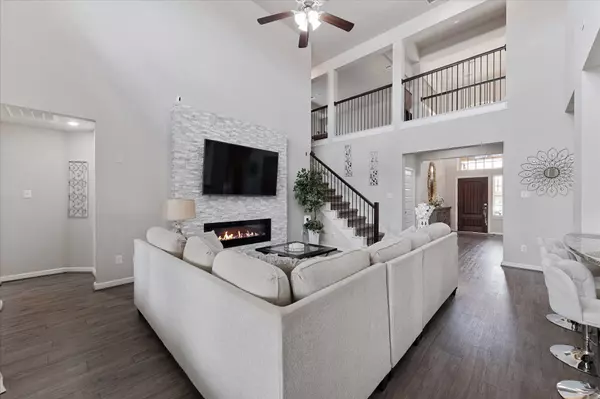 3823 Fleetwood Falls LN, Spring, TX 77386