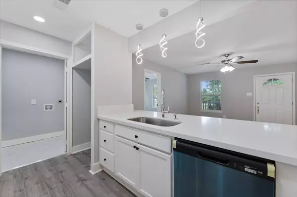 6342 Big Oaks DR, Conroe, TX 77385