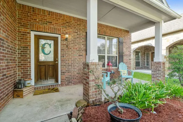 62 W Lasting Spring CIR, Spring, TX 77389