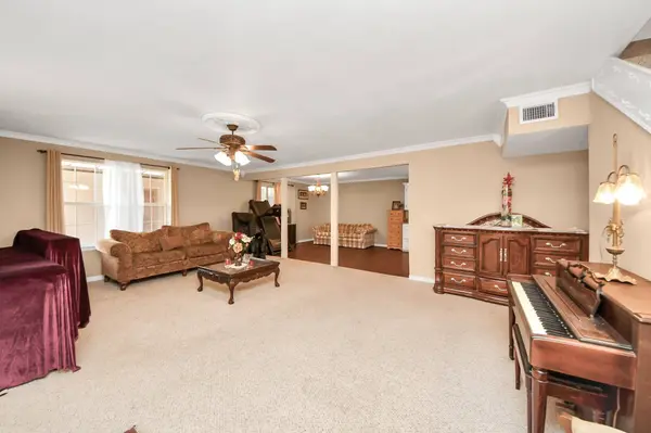 17106 Moss Oaks DR, Conroe, TX 77385