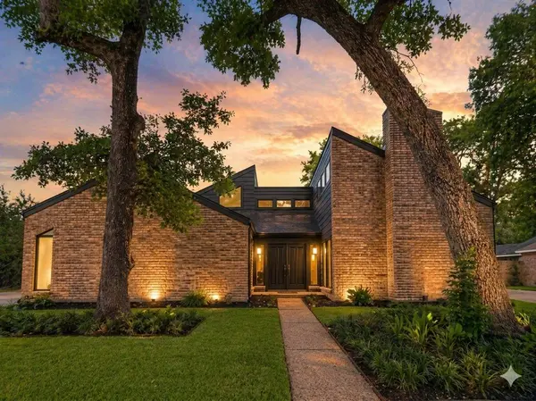 16502 Craighurst DR, Houston, TX 77059