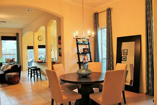 99 E Lasting Spring CIR, The Woodlands, TX 77389