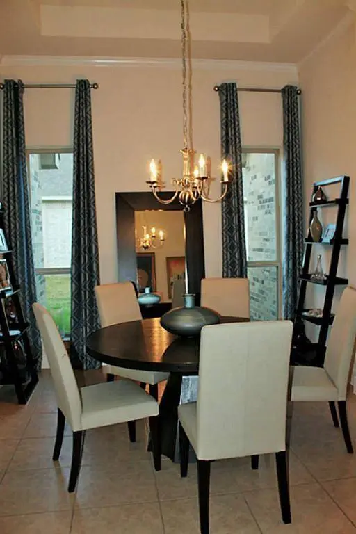 99 E Lasting Spring CIR, The Woodlands, TX 77389