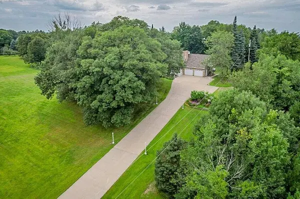 16714 Queens RD, Avon Twp, MN 56310