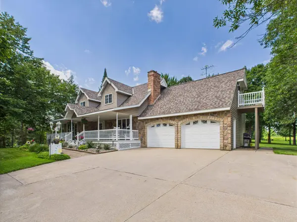 16714 Queens RD, Avon Twp, MN 56310