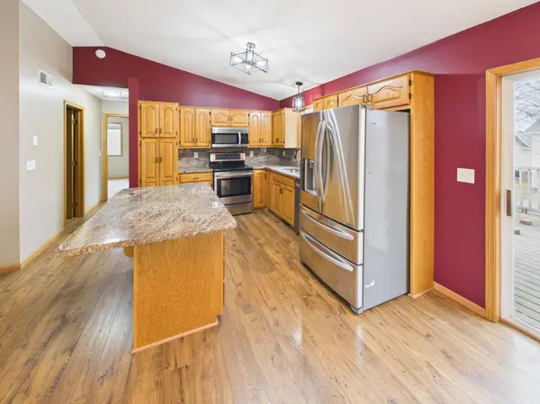 619 N Hackberry DR N, Saint Joseph, MN 56374